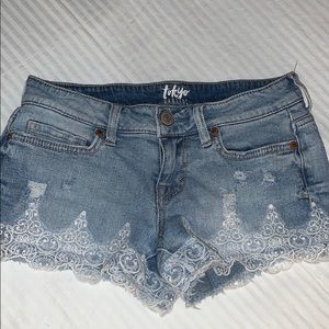 Tokyo Darling Shorty Shorts